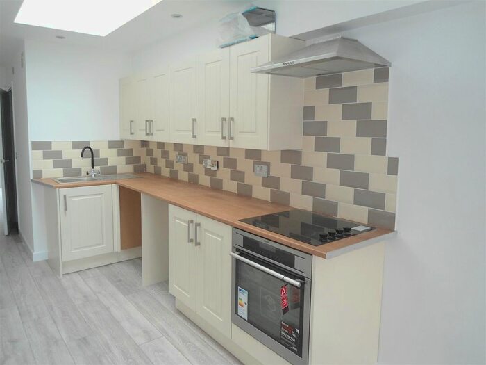 1 Bedroom Maisonette To Rent In Wilson Avenue, Rochester, ME1