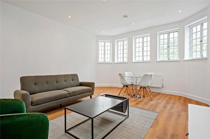 1 Bedroom Apartment To Rent In St Mark's Apartments, City Road, London, EC1V