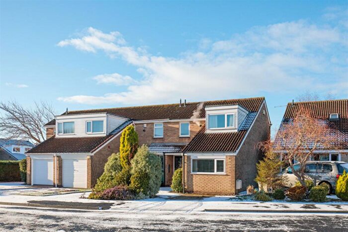 3 Bedroom Semi Detached House For Sale In Rosedale Court, West Denton, NE5