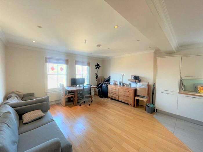 2 Bedroom Flat To Rent In Cloudesley Mansions, Cloudesley Place, Islington, N1