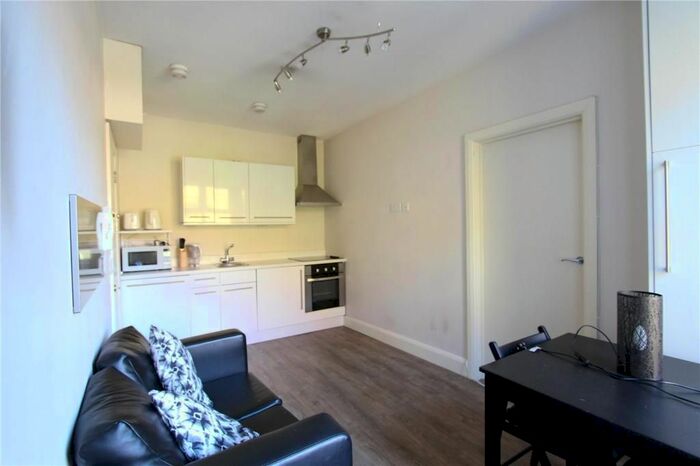1 Bedroom Flat To Rent In Greyhound Hill, London NW4