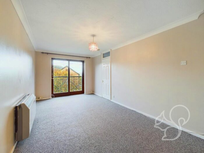 1 Bedroom Flat To Rent In Claremont Heights, Colchester, CO1