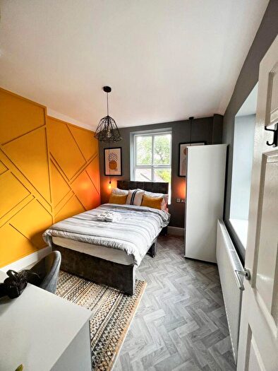 1 Bedroom House To Rent In Superb En Suite Room, DE23