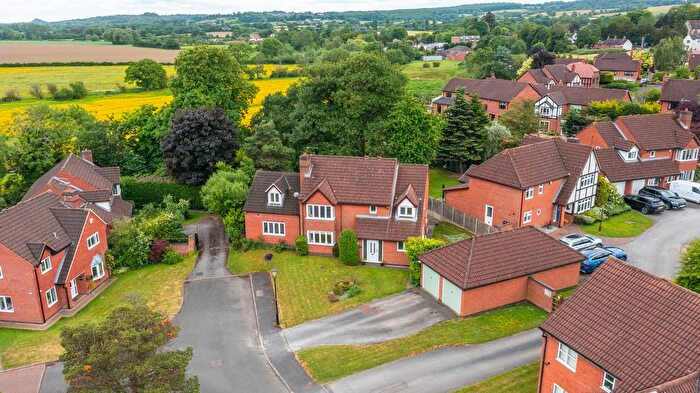 5 Bedroom Detached House For Sale In The Spinney, Atherstone, CV9