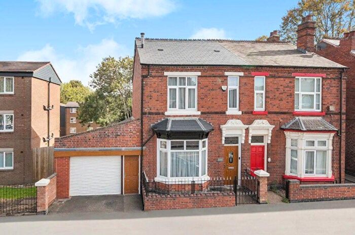 3 Bedroom Semi Detached House For Sale In Hallam Street, West Bromwich, B71