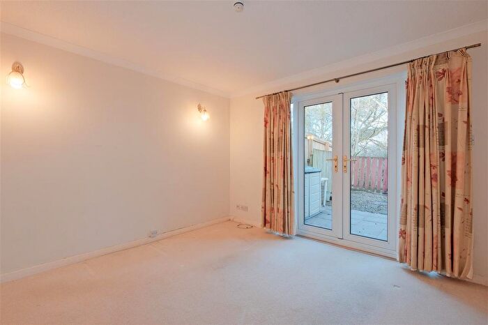 2 Bedroom Terraced House For Sale In Ailsa Court, Hamilton, ML3
