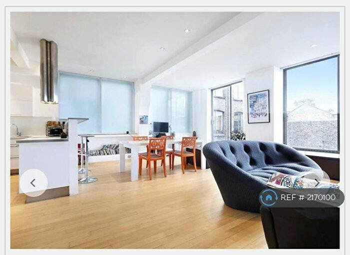 3 Bedroom Flat To Rent In Bowling Green, London, EC1R