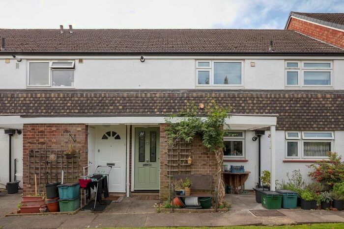 2 Bedroom Maisonette To Rent In Mowbray Court, Mowbray Road, London, SE19