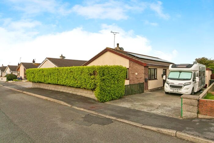 3 Bedroom Bungalow For Sale In Bryn Moryd, Valley, Holyhead, Isle Of Anglesey, LL65