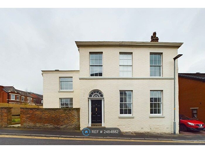 4 Bedroom Detached House To Rent In New Lodge, Wigan, WN1