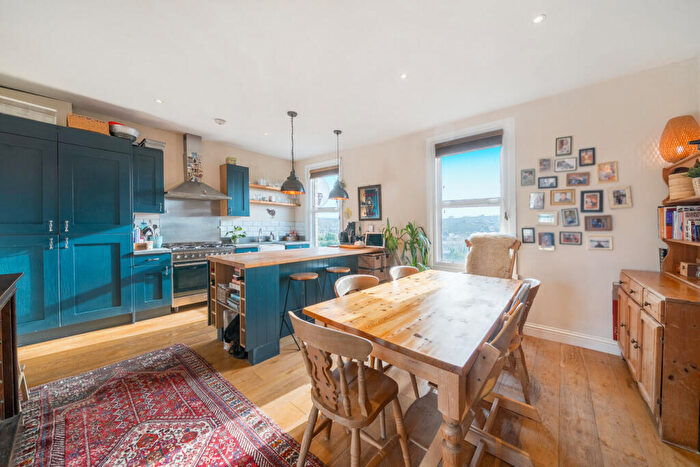 3 Bedroom Flat For Sale In Auckland Hill, West Norwood, London, SE27