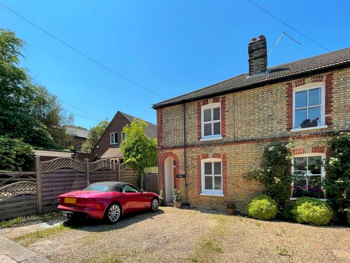 2 Bedroom Cottage For Sale In Vine Place, Brasted Chart, Westerham, TN16
