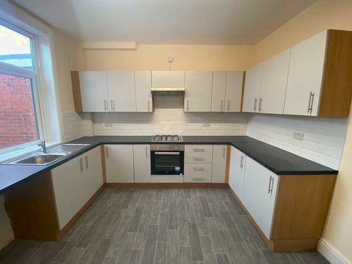 2 Bedroom Terraced House To Rent In Wath Road, Wombwell, Barnsley, S73