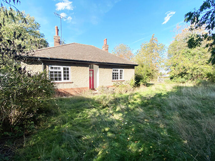 3 Bedroom Detached Bungalow For Sale In Forest Lodge & Depot, Beech Avenue, Bourne, Lincolnshire, PE10