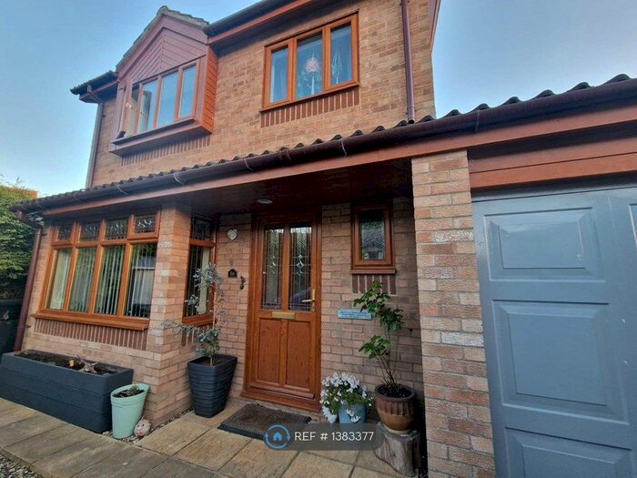 4 Bedroom Detached House To Rent In Bayspole Road, Norwich, NR15