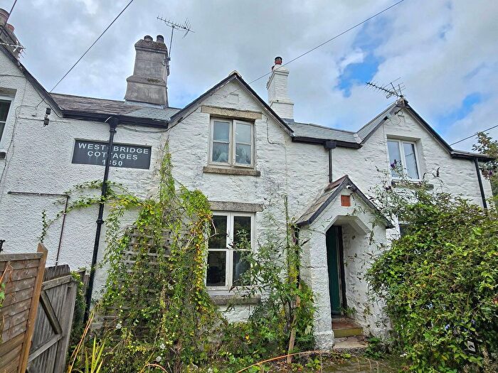 2 Bedroom End Of Terrace House For Sale In Tavistock, PL19