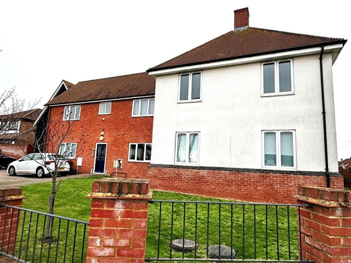 2 Bedroom Apartment To Rent In Southend Road, Hockley, SS5