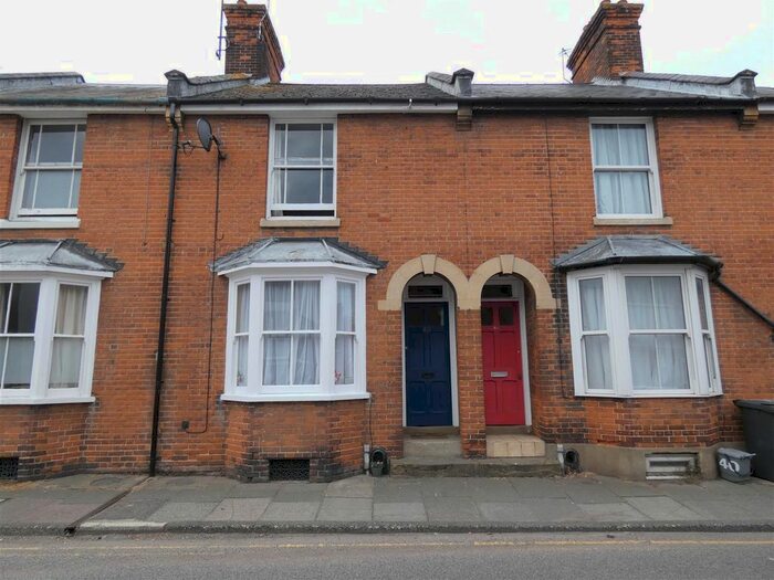 2 Bedroom Property To Rent In York Road, Canterbury, CT1