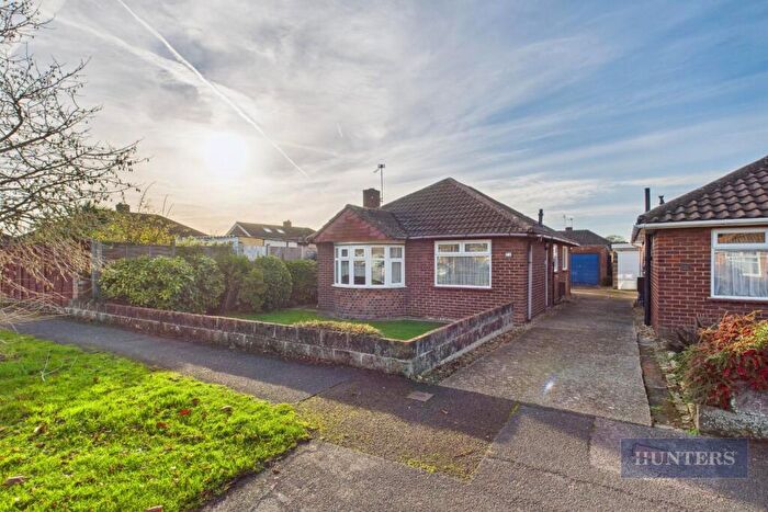 2 Bedroom Detached Bungalow For Sale In Queens Crescent, Stubbington, PO14