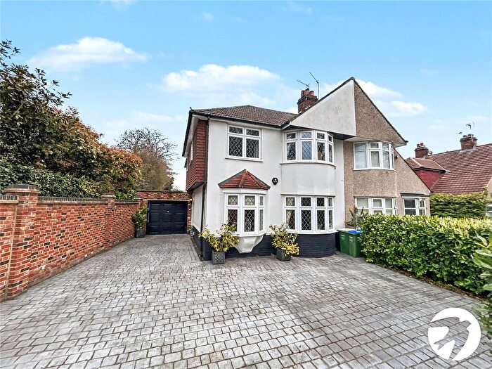 4 Bedroom Semi Detached House For Sale In Burnt Oak Lane, Sidcup, Kent, DA15