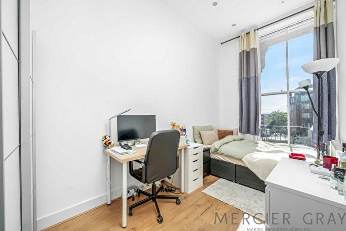 2 Bedroom Flat To Rent In College Crescent, Belsize Park, NW3