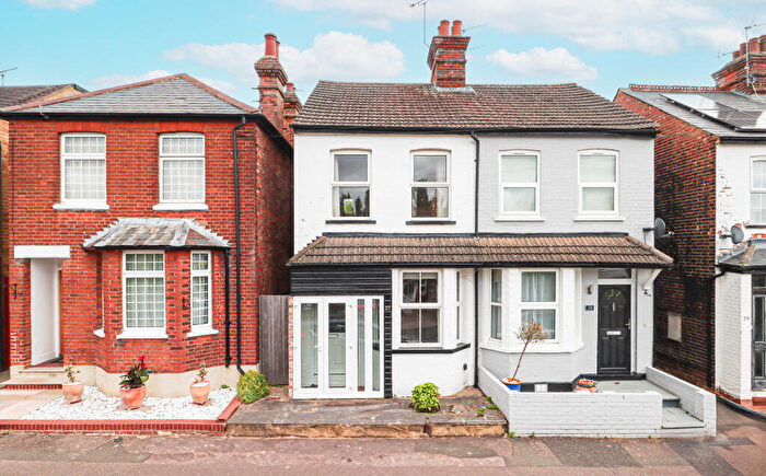 3 Bedroom Semi-Detached House For Sale In Batford Road, Harpenden, Hertfordshire, AL5