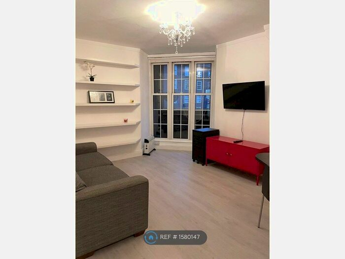 2 Bedroom Flat To Rent In Mawbey House, London, SE1