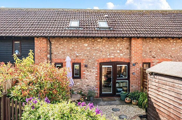 2 Bedroom House For Sale In Ashill, Cullompton, Devon, EX15
