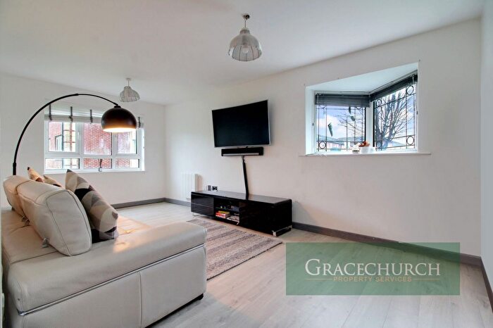 1 Bedroom Flat For Sale In Pentland Close, London, N9