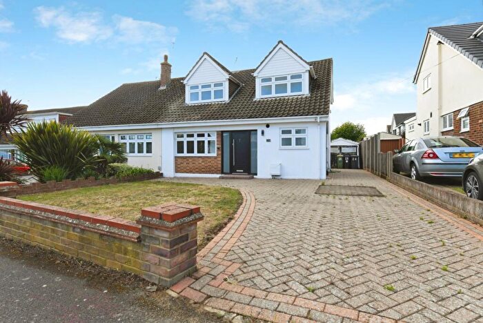 4 Bedroom Semi-Detached House For Sale In Eastern Road, Rayleigh, Essex, SS6