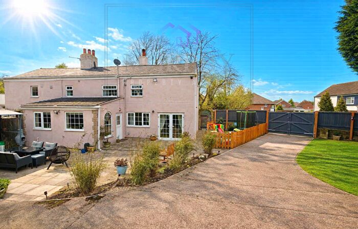 3 Bedroom Semi Detached House For Sale In Ackworth Road, Featherstone, Pontefract, West Yorkshire, WF7