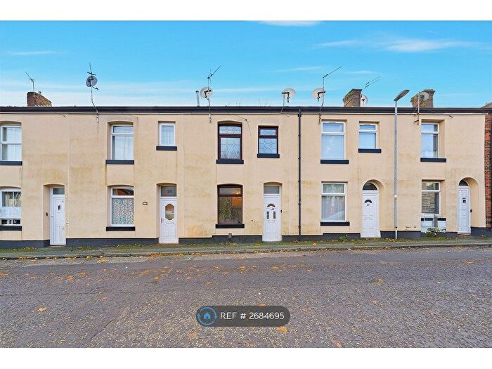 3 Bedroom Terraced House To Rent In Railway Street, Heywood, OL10