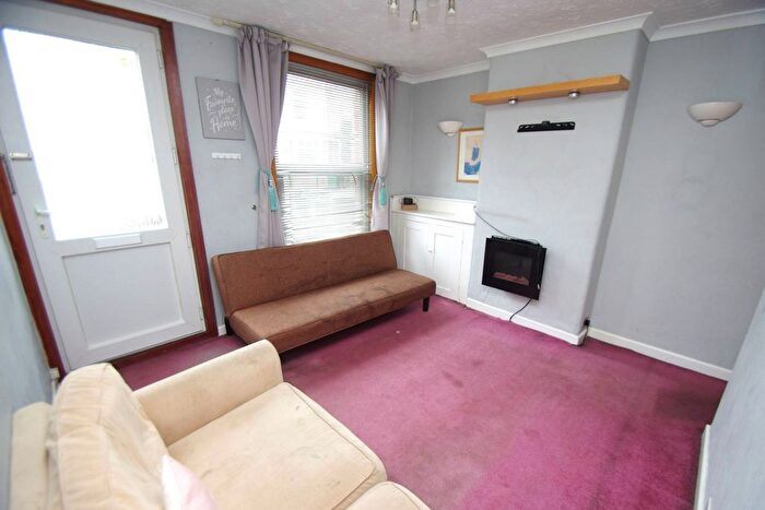 2 Bedroom Terraced House To Rent In Fearnley Street, Watford, WD18