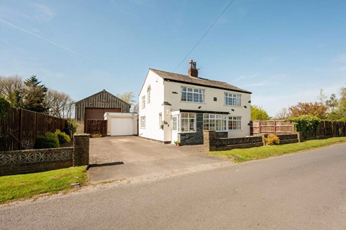 4 Bedroom Detached House For Sale In Black Moss Lane, Scarisbrick, L40