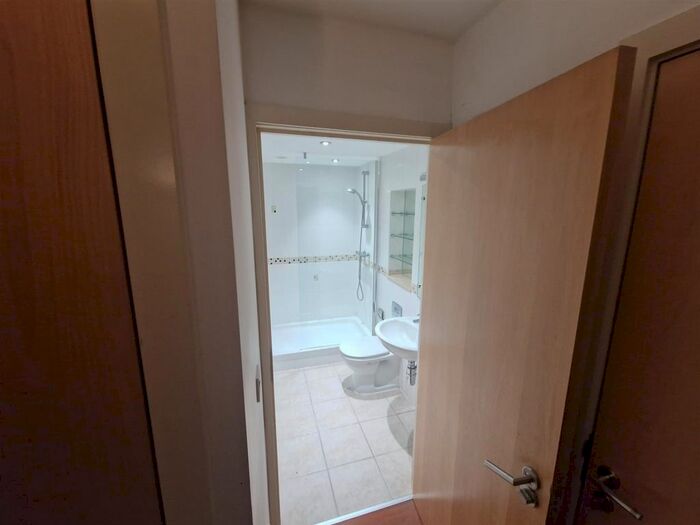 1 Bedroom Flat To Rent In Upper Allen Street, Sheffield, S3