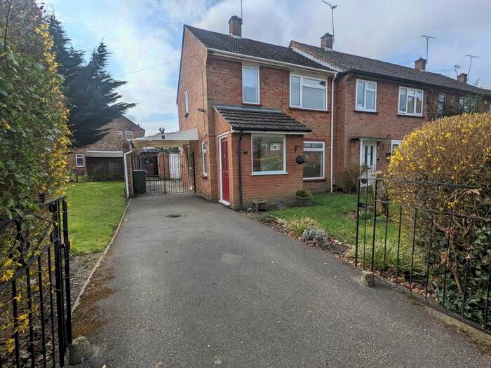 2 Bedroom End Of Terrace House To Rent In Thornyhurst Road, GU16