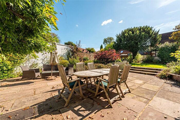 4 Bedroom Detached House For Sale In Middle Street, Brockham, Betchworth, Surrey, RH3
