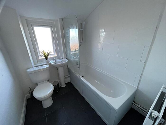 2 Bedroom House For Sale In Llysfaen Road, Old Colwyn, LL29