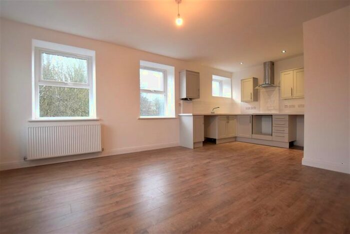 1 Bedroom Flat To Rent In Chapel Road, Whaley Bridge, High Peak, SK23