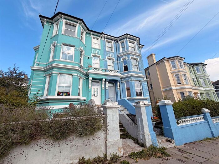 2 Bedroom Flat To Rent In Stockleigh Road, St. Leonards-On-Sea, TN38