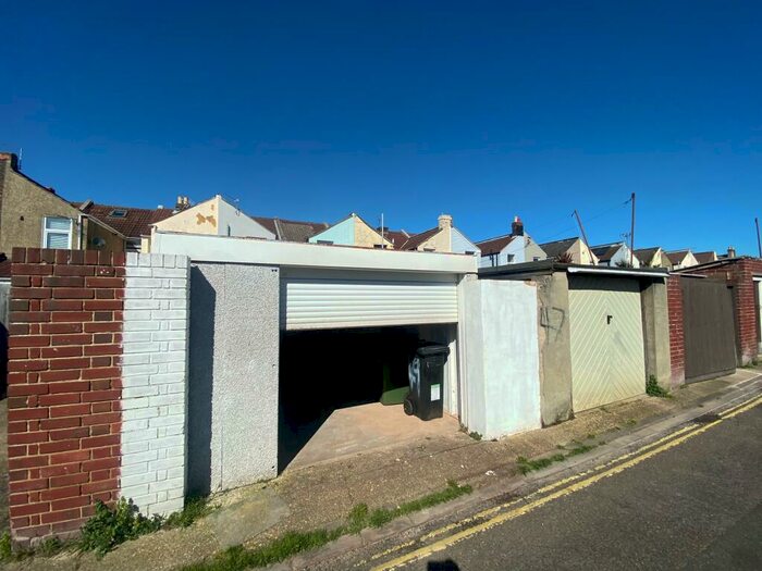3 Bedroom House To Rent In Ranelagh Road, Portsmouth, PO2