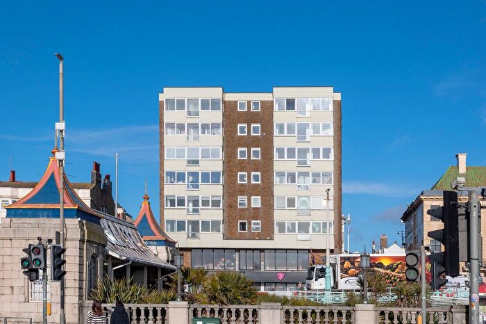 2 Bedroom Flat For Sale In Marine Parade, Brighton, BN2