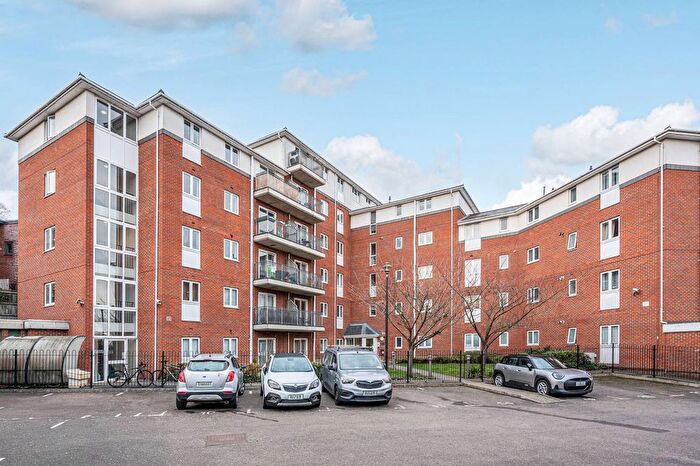 1 Bedroom Flat For Sale In Blytheswood Place, Streatham, London, SW16