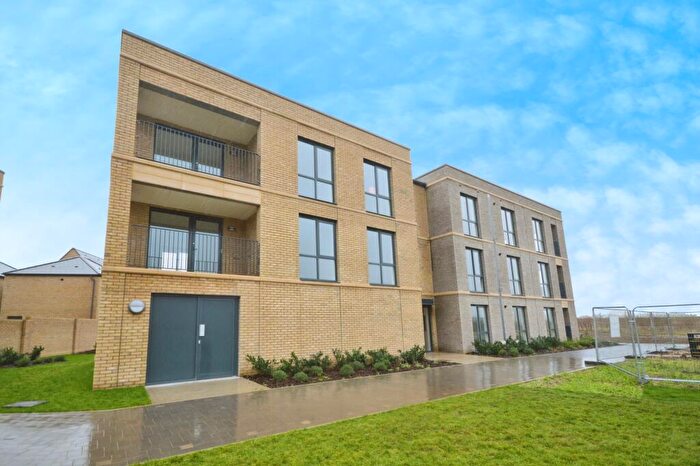 2 Bedroom House To Rent In Britannia Walk, Trumpington, CB2