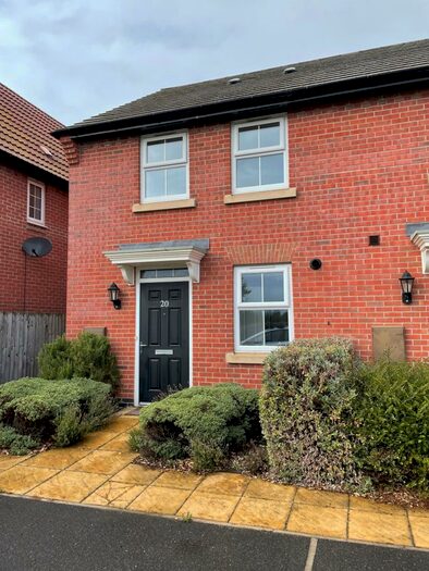 2 Bedroom Town House To Rent In Selemba Way, Greylees, NG34