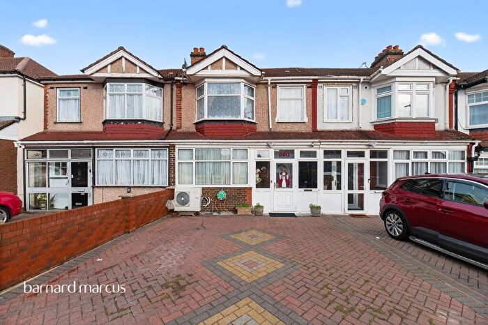 3 Bedroom Terraced House For Sale In Malden Road, Cheam, Sutton, SM3