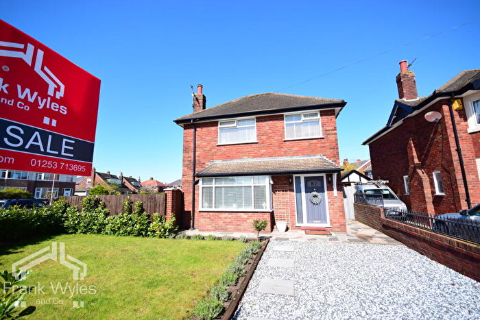 3 Bedroom Detached House For Sale In St Thomas Road, Lytham St Annes, FY8