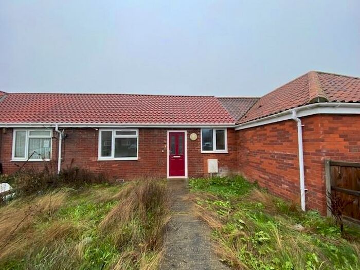1 Bedroom Terraced Bungalow For Sale In Lincoln Close, Hingham, Norwich, Norfolk, NR9
