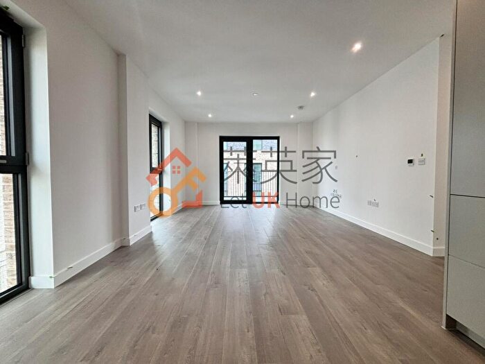 2 Bedroom Flat To Rent In Darter House, Anax Street, London, N4