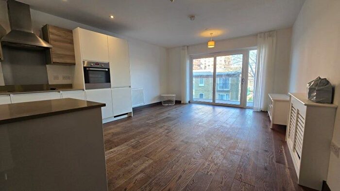 1 Bedroom Flat To Rent In Abbey Road, Barking, IG11